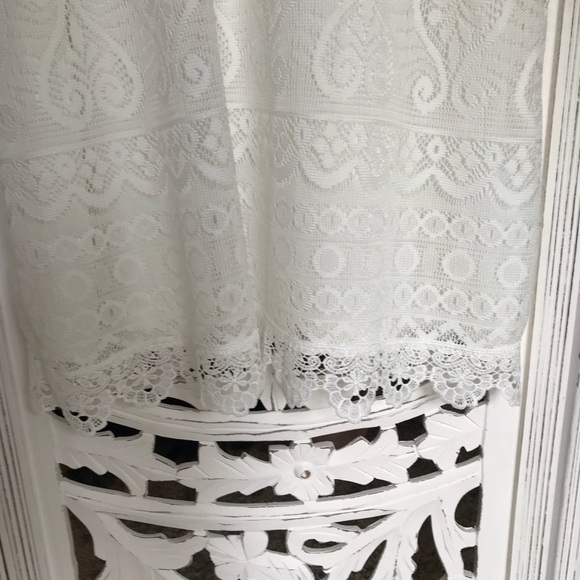 White Lace Dress ★ - Picture 4 of 4